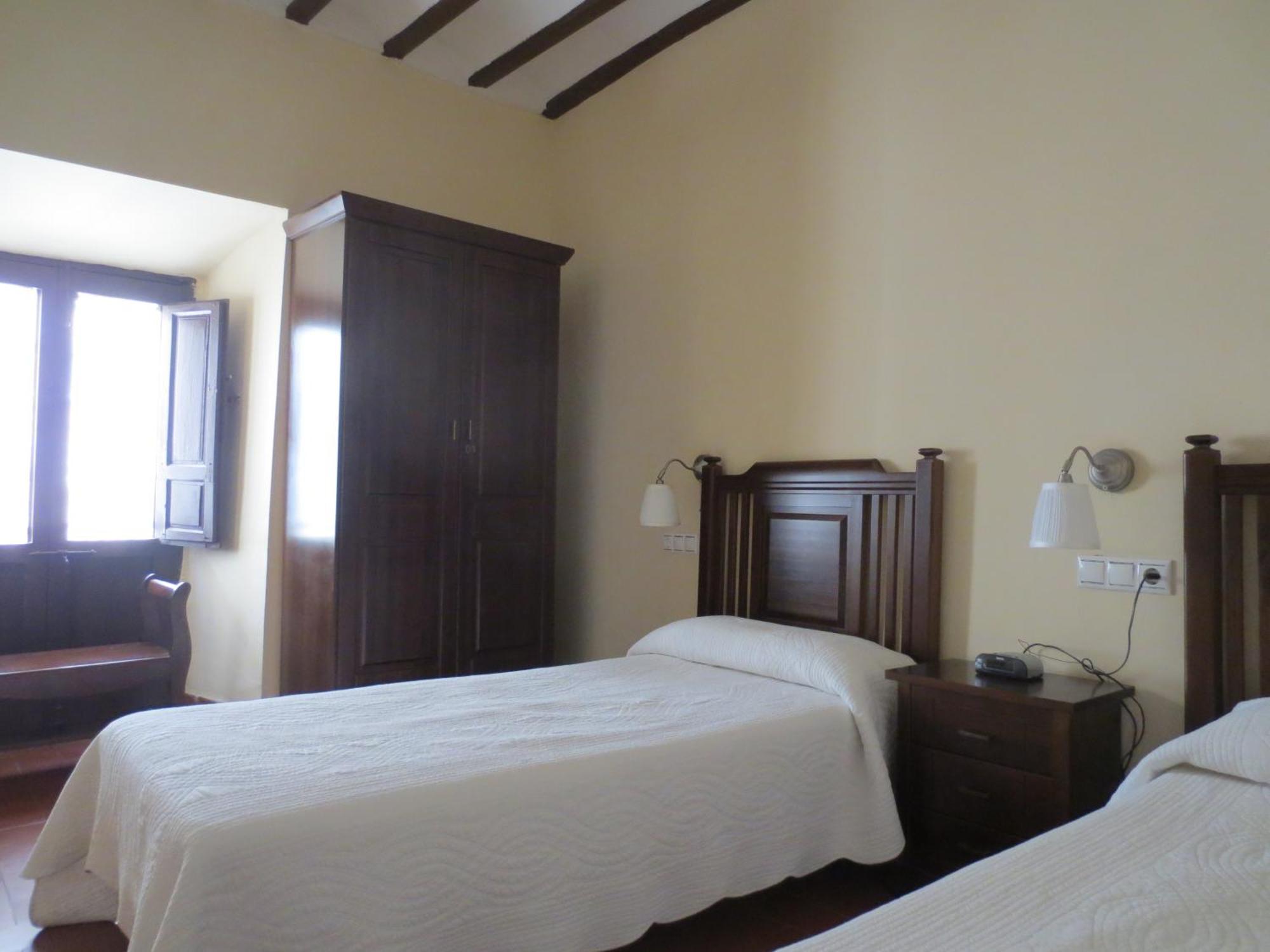 Apartamentos Turisticos El Losal Ubeda  Exterior photo
